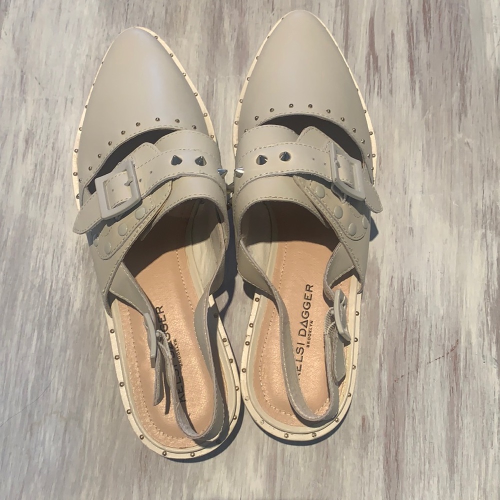 Kelsi Dagger size 8  booties/slides brand new